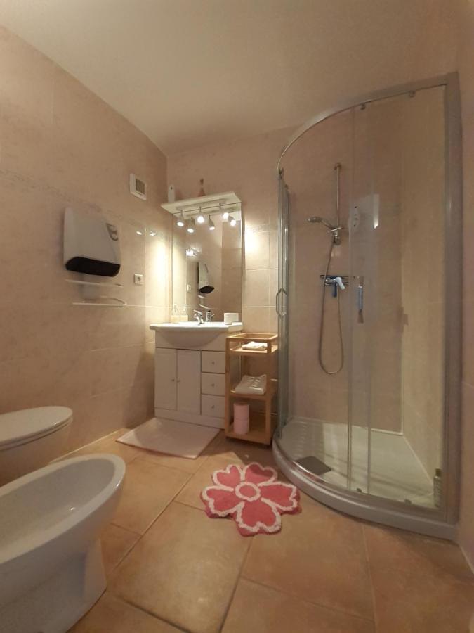 Au Vallon Rouge Saint-Paul-de-Vence Dış mekan fotoğraf