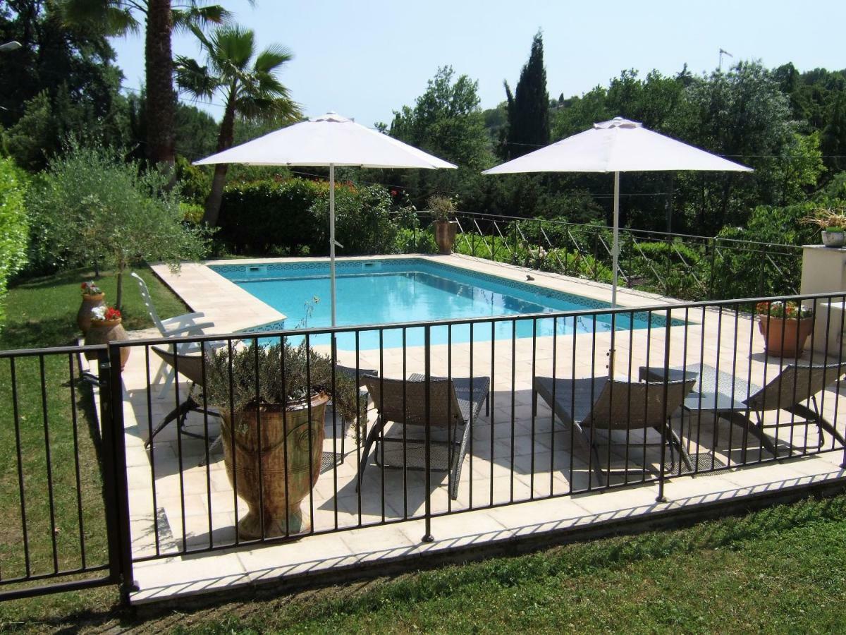 Au Vallon Rouge Saint-Paul-de-Vence Dış mekan fotoğraf
