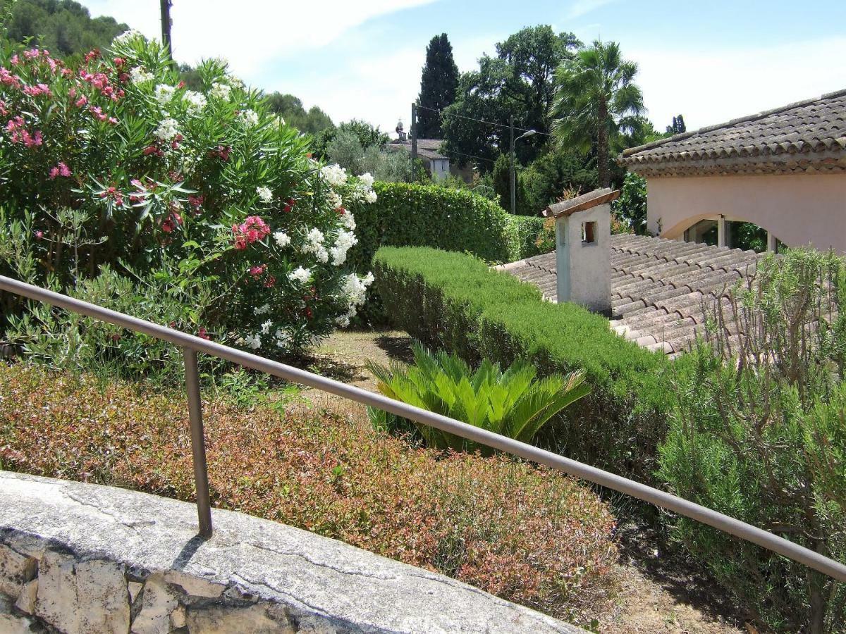 Au Vallon Rouge Saint-Paul-de-Vence Dış mekan fotoğraf