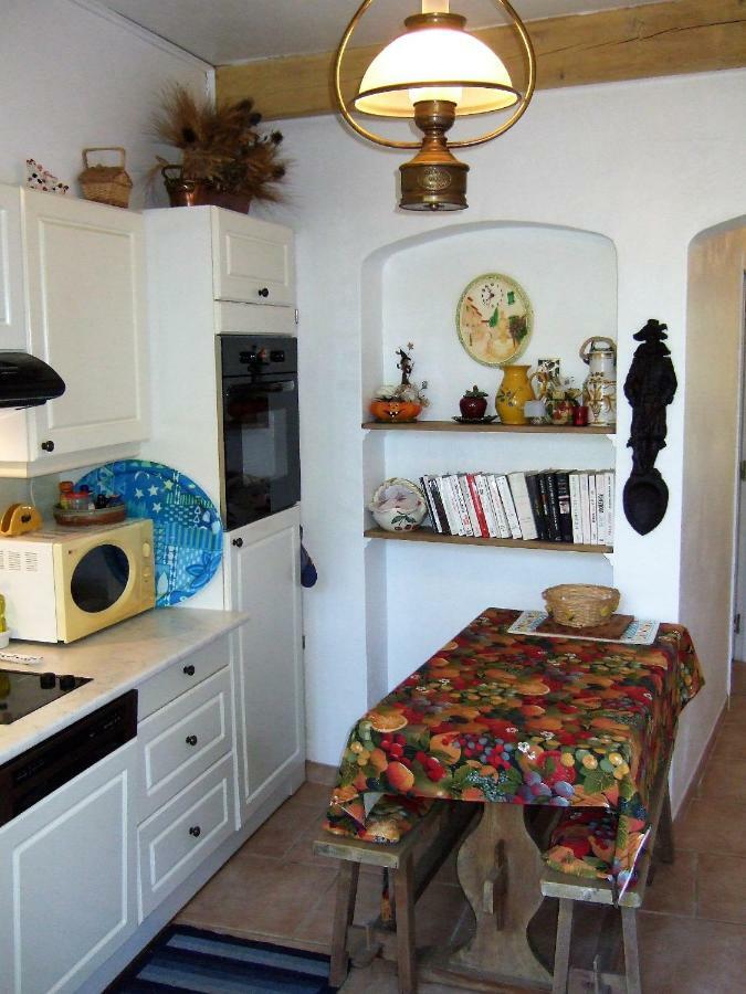 Au Vallon Rouge Saint-Paul-de-Vence Dış mekan fotoğraf